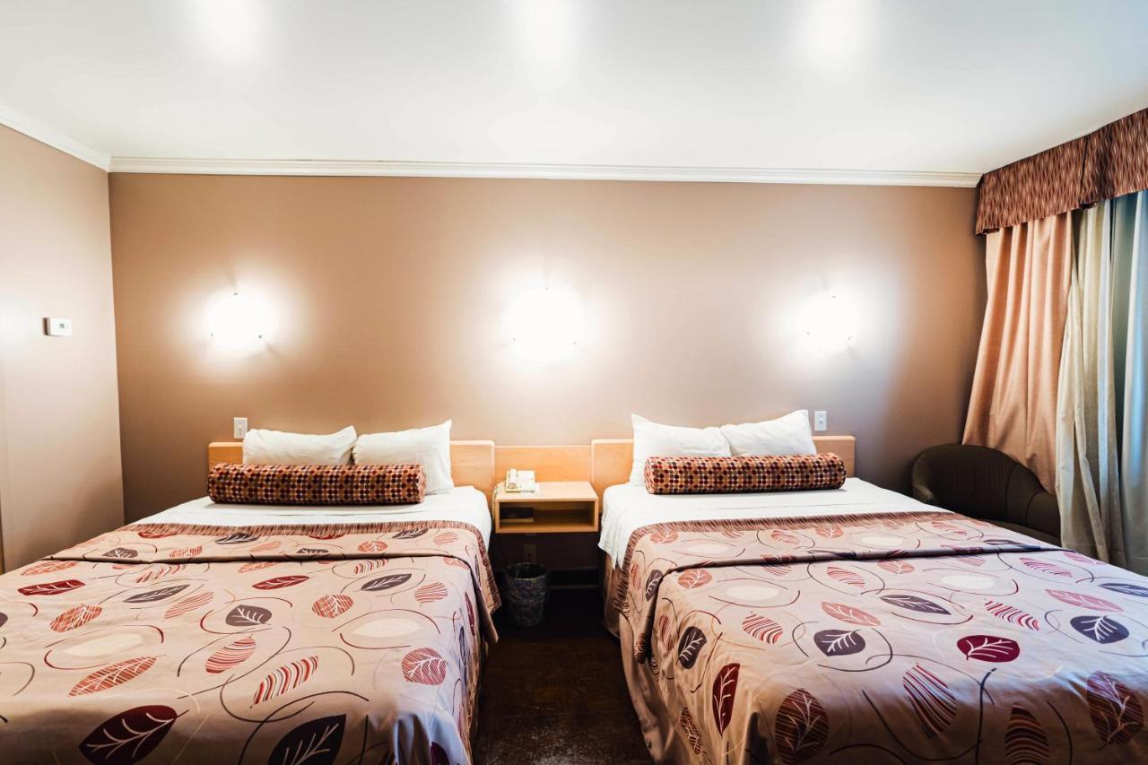 Auberge Harris Saint-Jean-sur-Richelieu Εξωτερικό φωτογραφία
