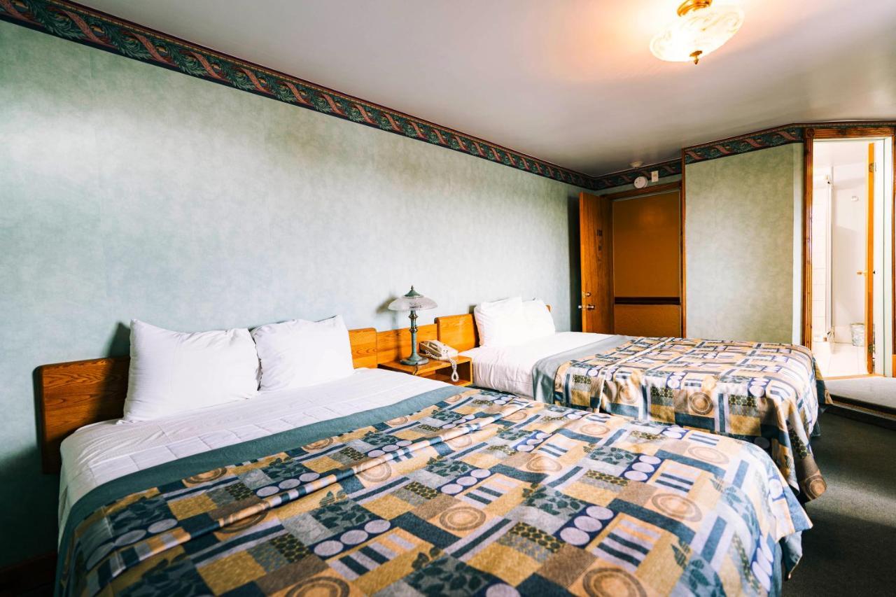 Auberge Harris Saint-Jean-sur-Richelieu Εξωτερικό φωτογραφία