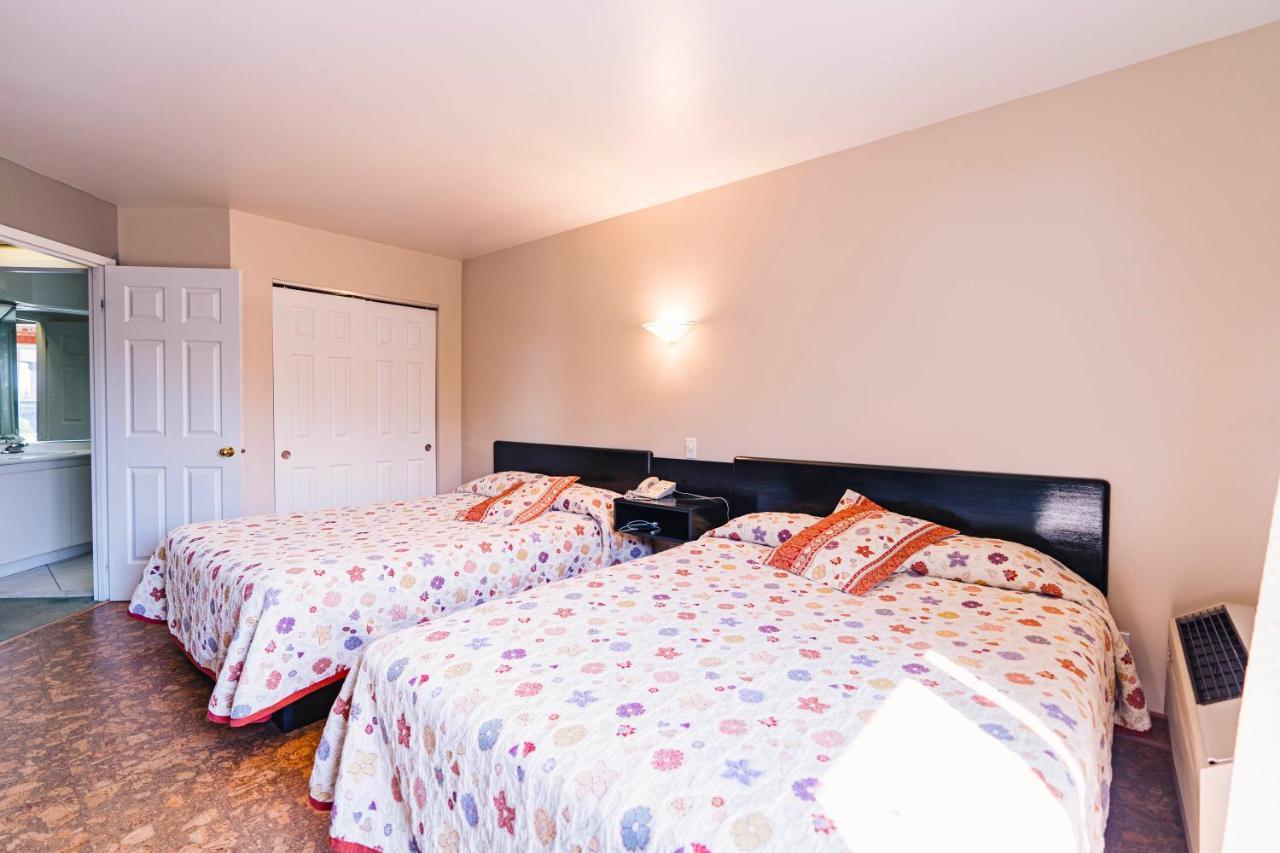 Auberge Harris Saint-Jean-sur-Richelieu Εξωτερικό φωτογραφία