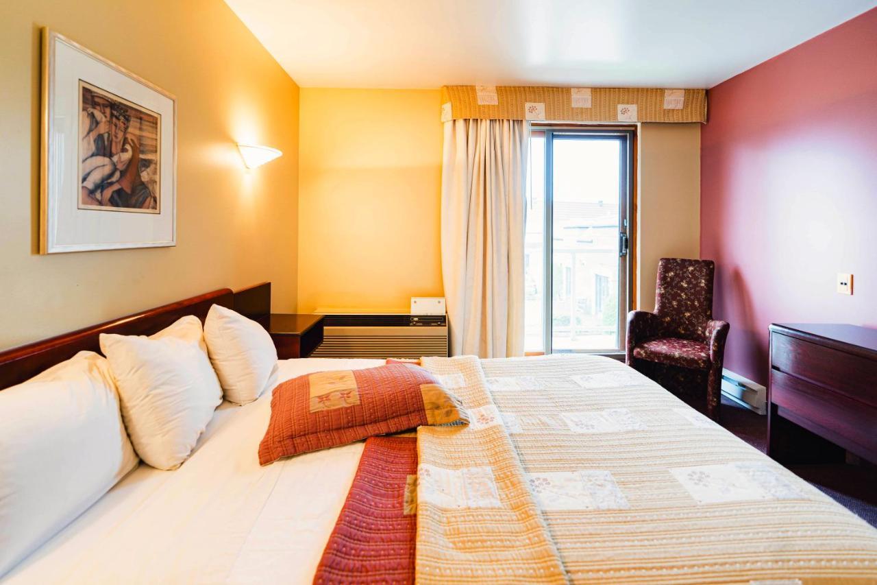 Auberge Harris Saint-Jean-sur-Richelieu Εξωτερικό φωτογραφία