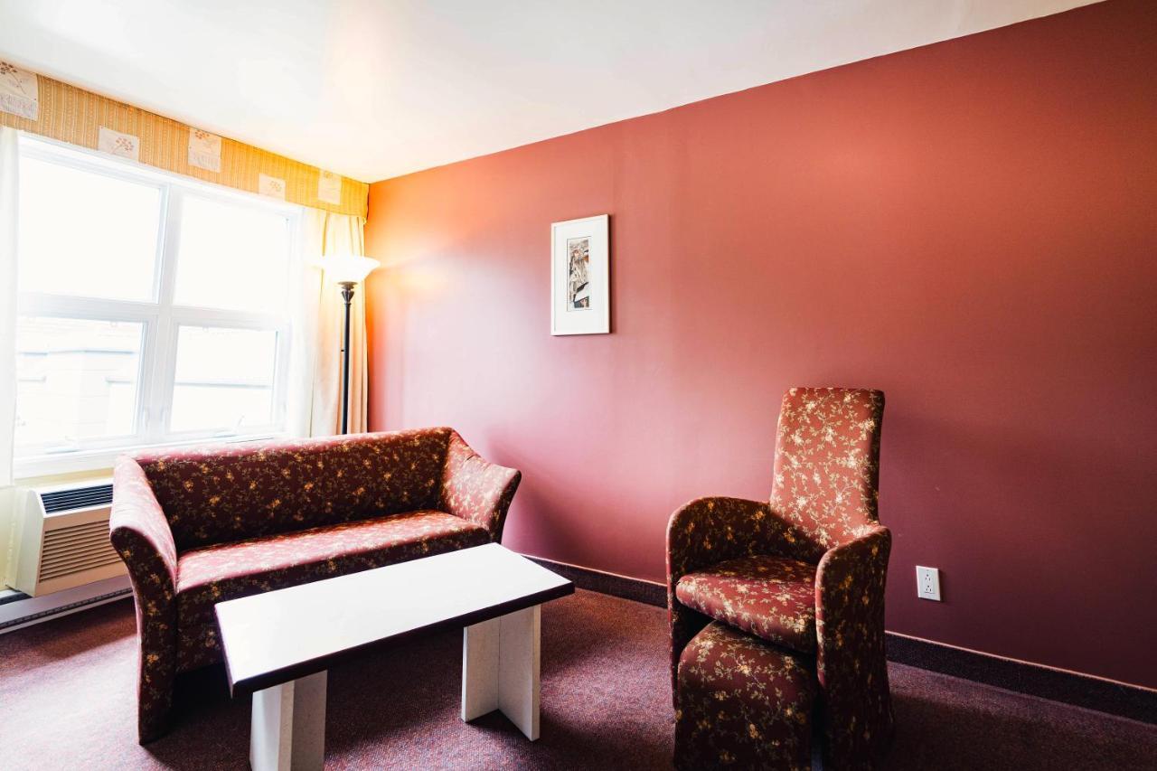 Auberge Harris Saint-Jean-sur-Richelieu Εξωτερικό φωτογραφία