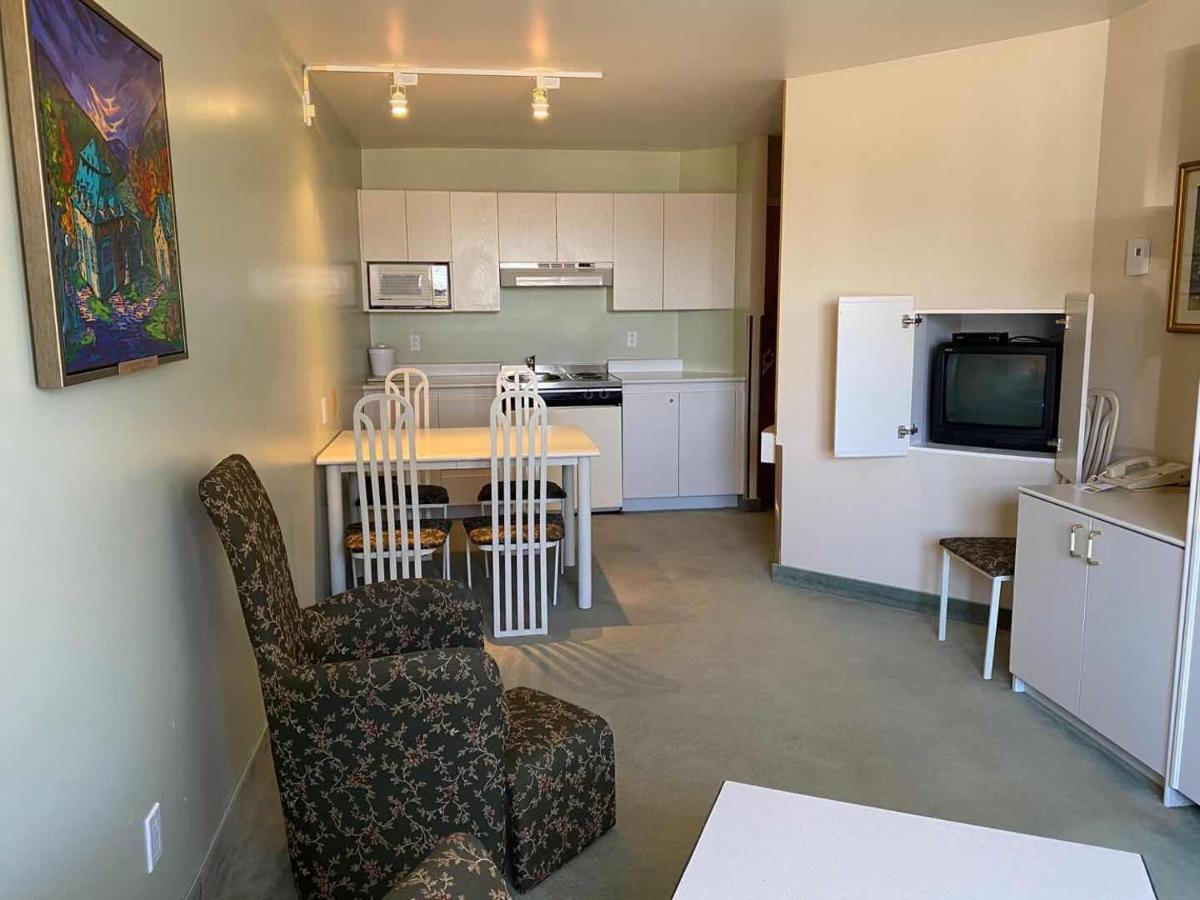 Auberge Harris Saint-Jean-sur-Richelieu Εξωτερικό φωτογραφία