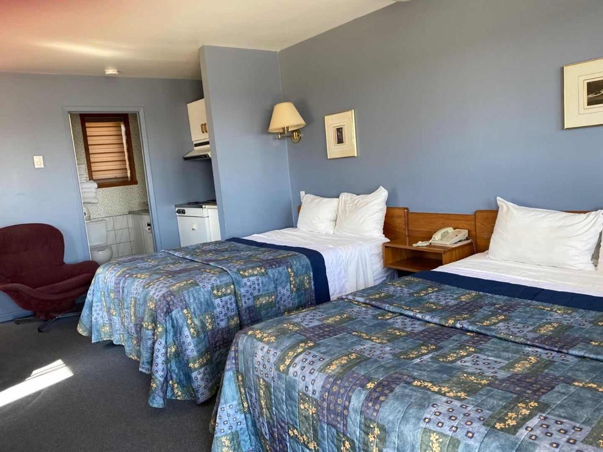Auberge Harris Saint-Jean-sur-Richelieu Εξωτερικό φωτογραφία